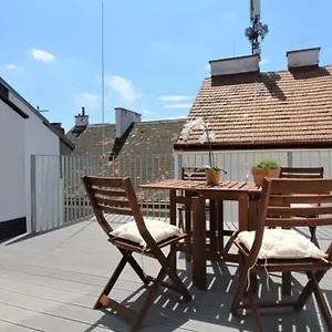 https://luxury-2-floor-rooftop-apartment-with-terrace-in-the.vienna-besthotels.com