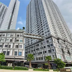 https://sunrise-city-central-in-d7-free-netflix-pool-near.hotelsvungtau.com